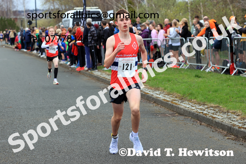 Boys and Girls Under-16s, 2026 Elswick Harriers Good Friday Road Relays and Young Athletes, Newburn,  Newcastle upon Tyne. Photo: David T. Hewitson/Sports for All Pics